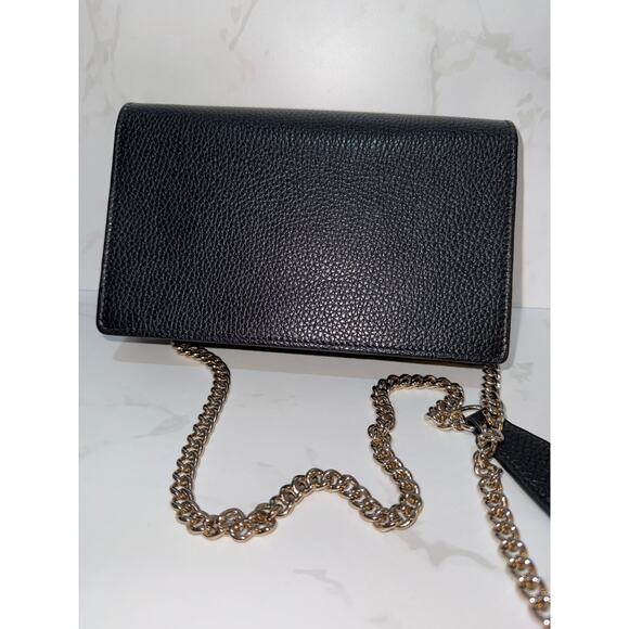 Gucci Black Leather Crossbody Bag with Chain Strap - Authentic Designer Handbag - Picture 4 of 9